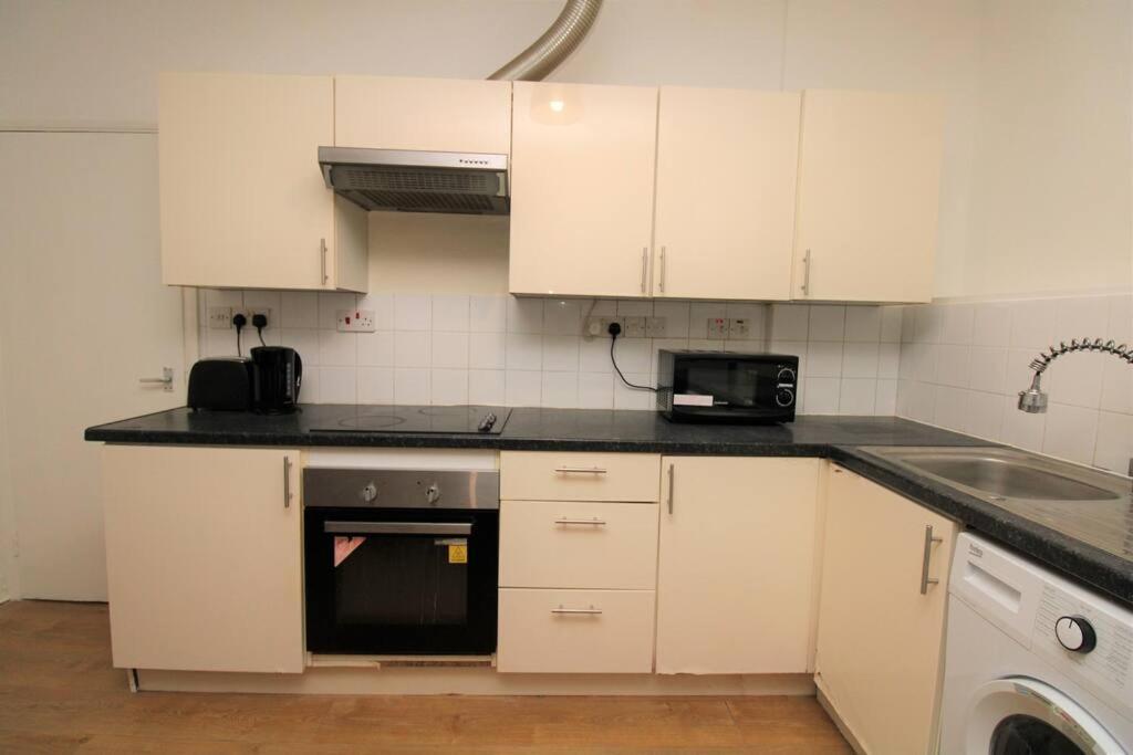 Ideal 2 Bed Flat Close To City Apartamento Londres Exterior foto
