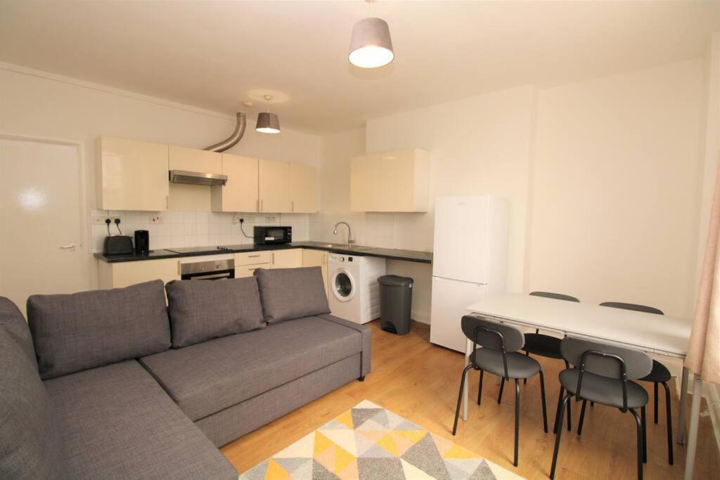 Ideal 2 Bed Flat Close To City Apartamento Londres Exterior foto
